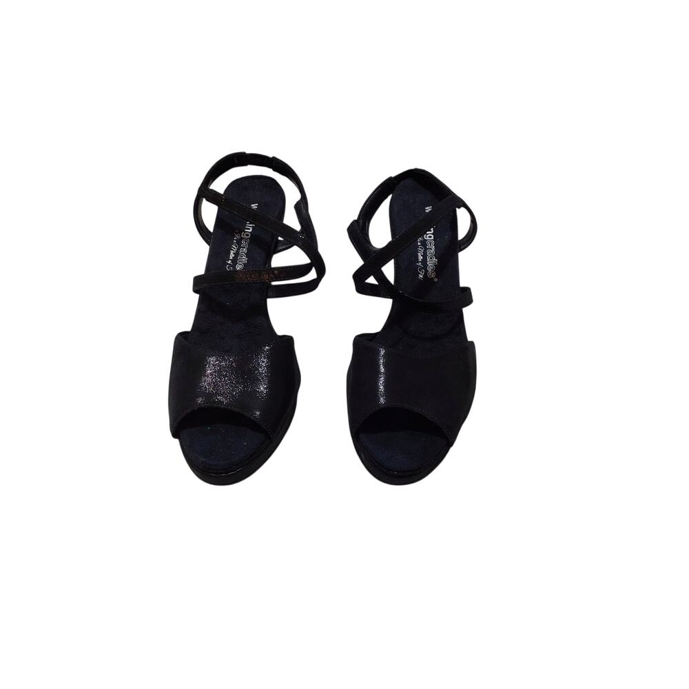 womens walking cradles heels micro leather sole.